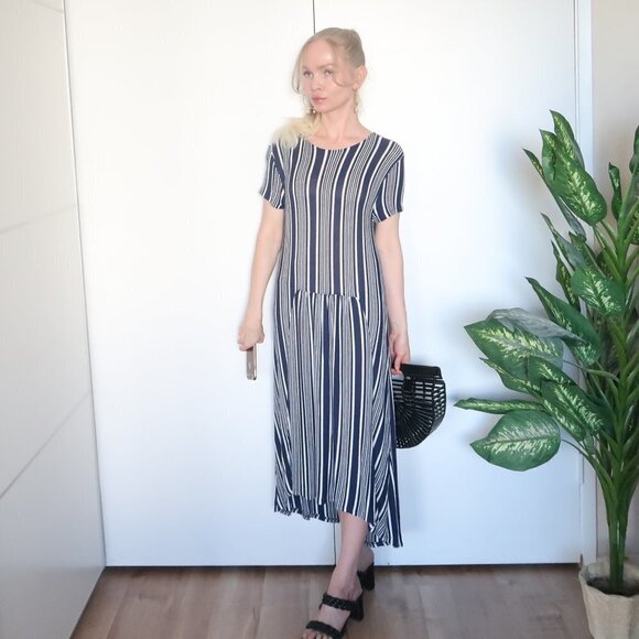 Zara Navy & White Striped Knitted Short Sleeve Loose Fit Maxi Dress Size M - Picture 6 of 12